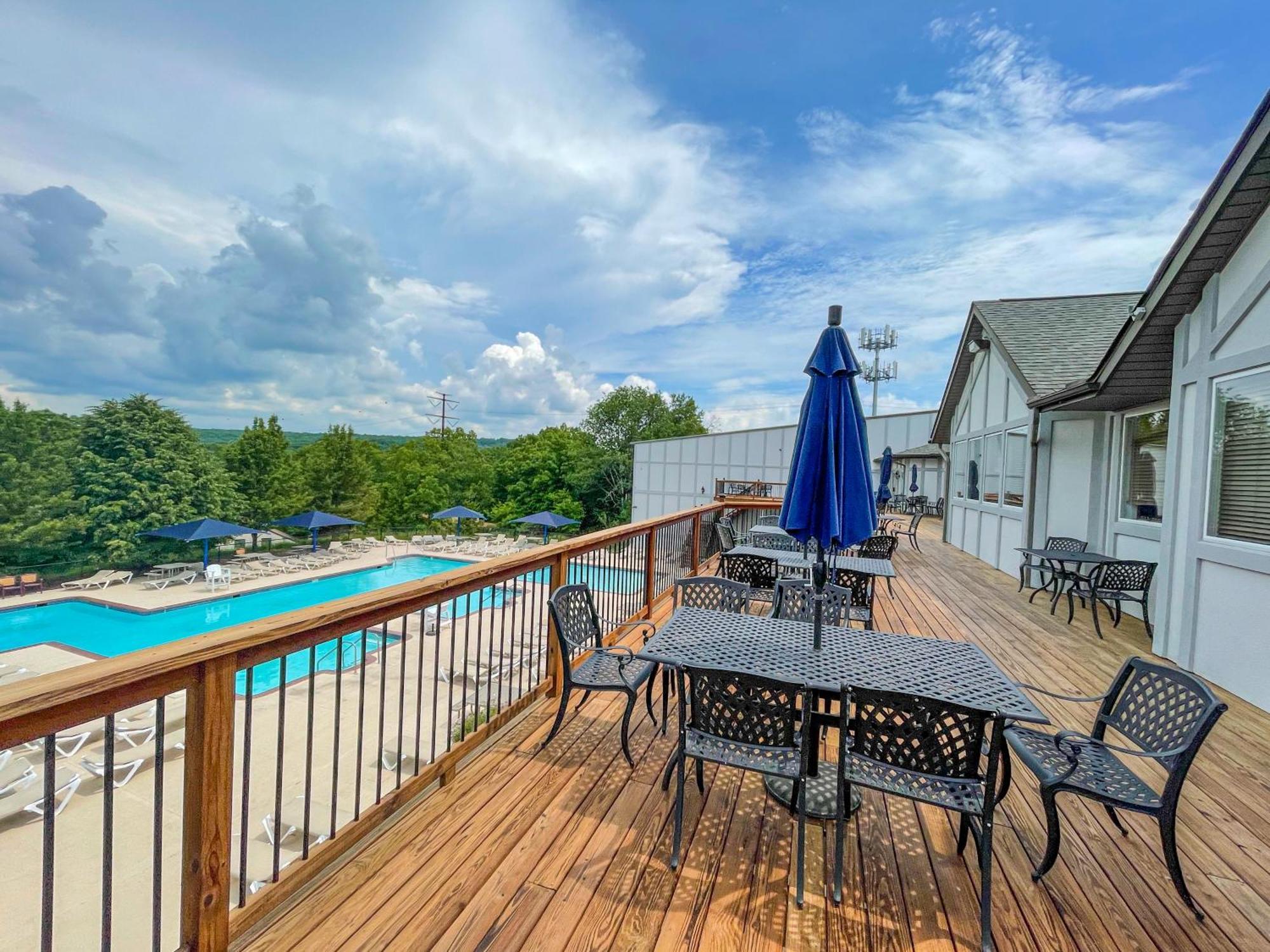 Unique Roundhouse: Hot Tub-Game Room-Firepit&More! Bushkill Zewnętrze zdjęcie