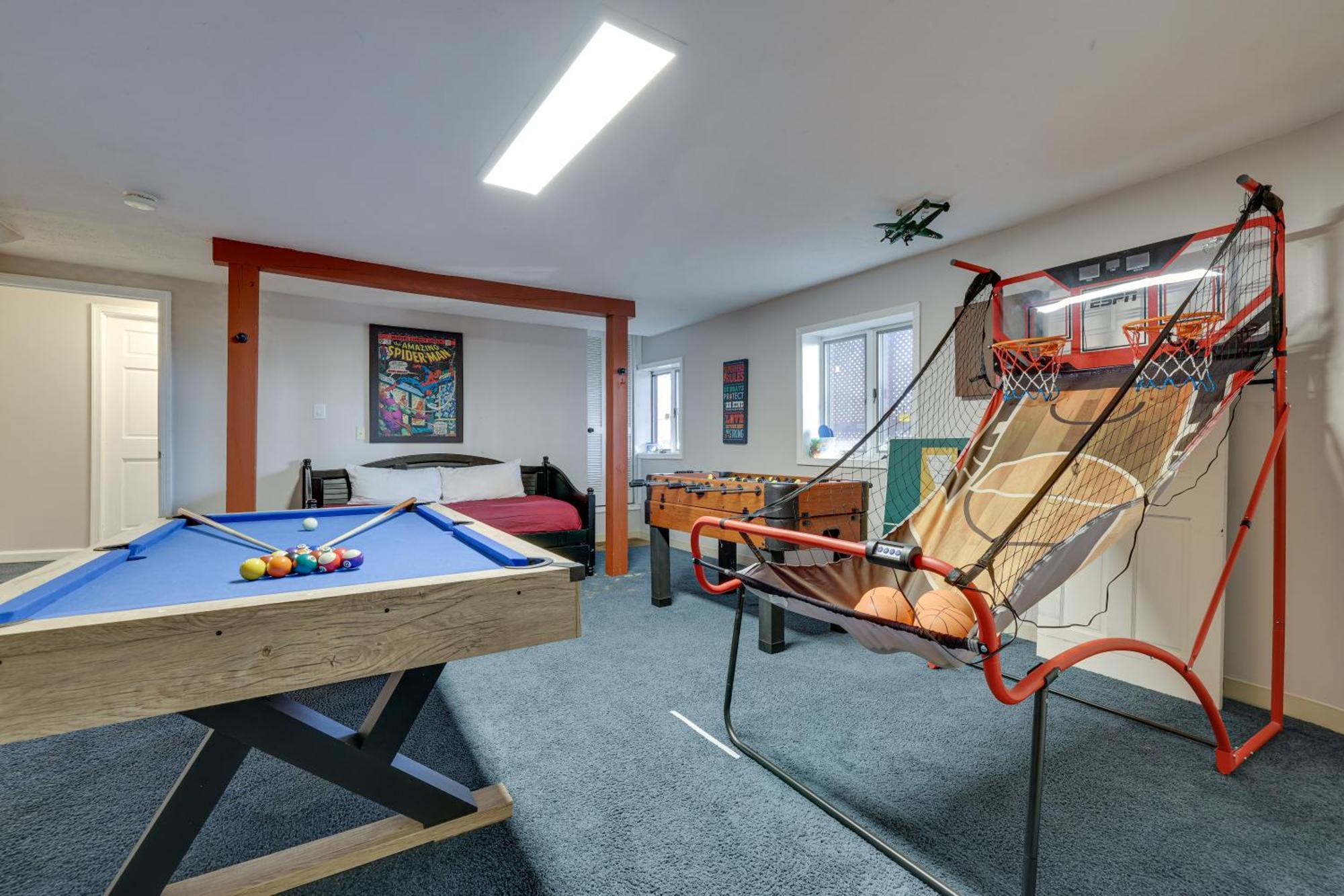 Unique Roundhouse: Hot Tub-Game Room-Firepit&More! Bushkill Zewnętrze zdjęcie
